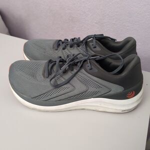 Topo Athletic Phantom 2 Shoe Mens Size 12 Gray Topo Shoes No Insoles
